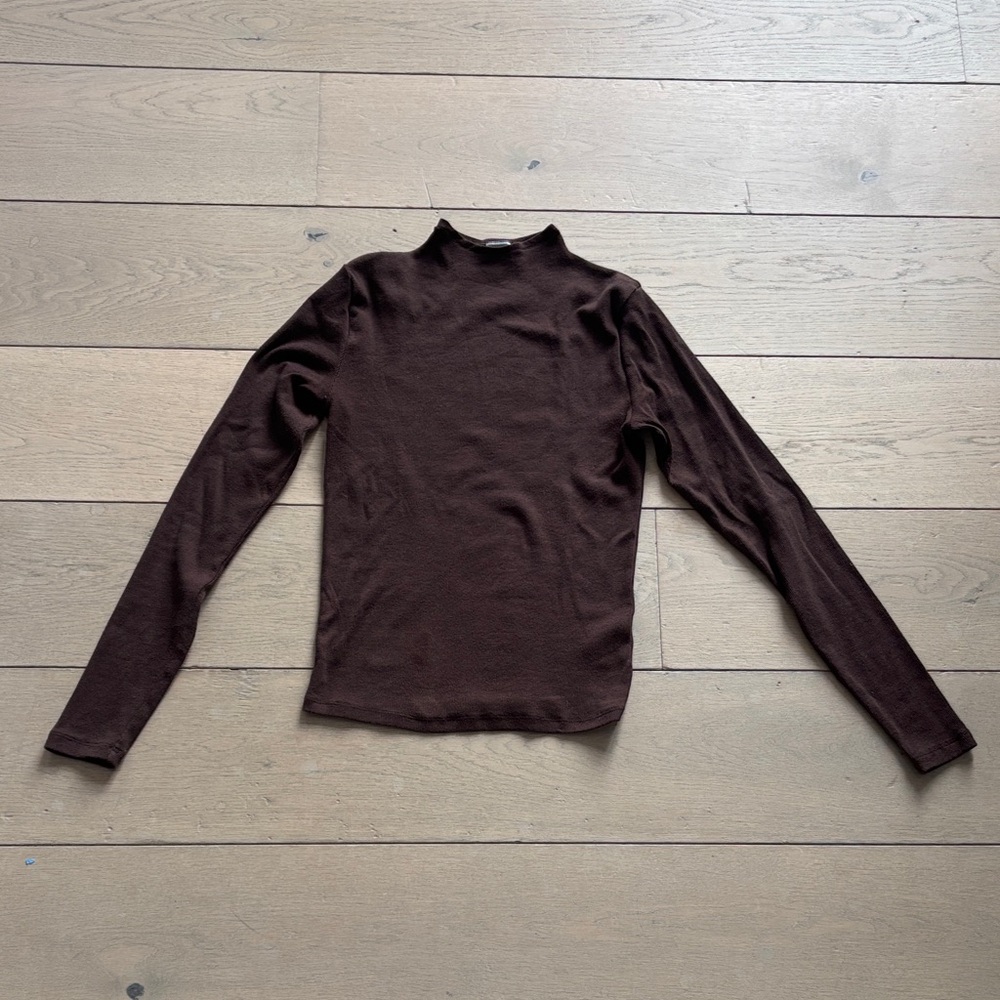 Ribbed mock neck top